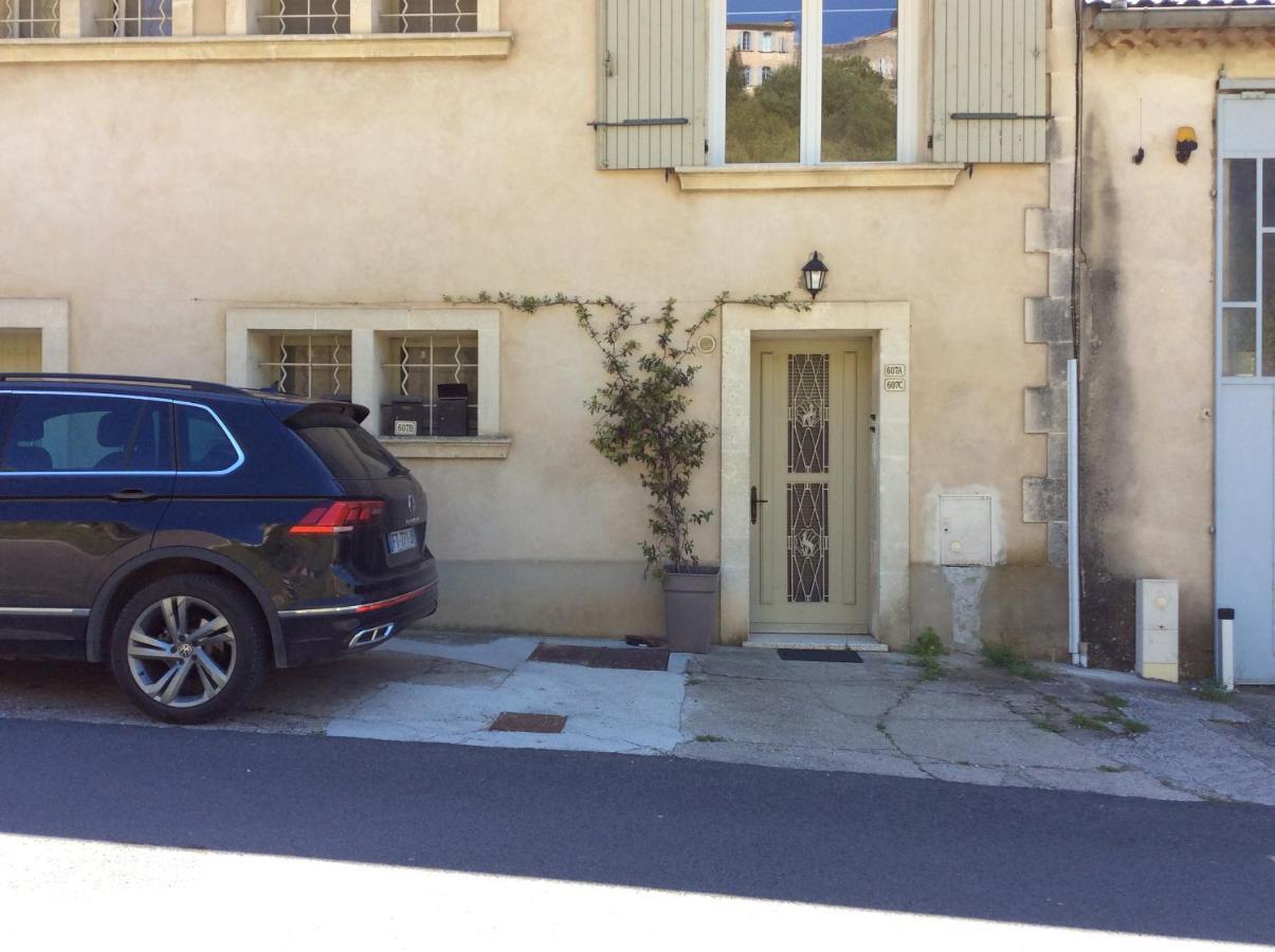 Apartmán Simplicite Et Confort En Luberon Ménerbes Exteriér fotografie
